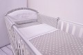 Pościel niemowlęca 90x120 lub 40x60 białe grochy na szarym tle w łóżeczku