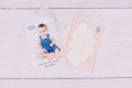 Bilecik dla pościeli niemowlęcej z wypełnieniem (75x100, 30x40) białe kropeczki na niebieskim tle z autkiem